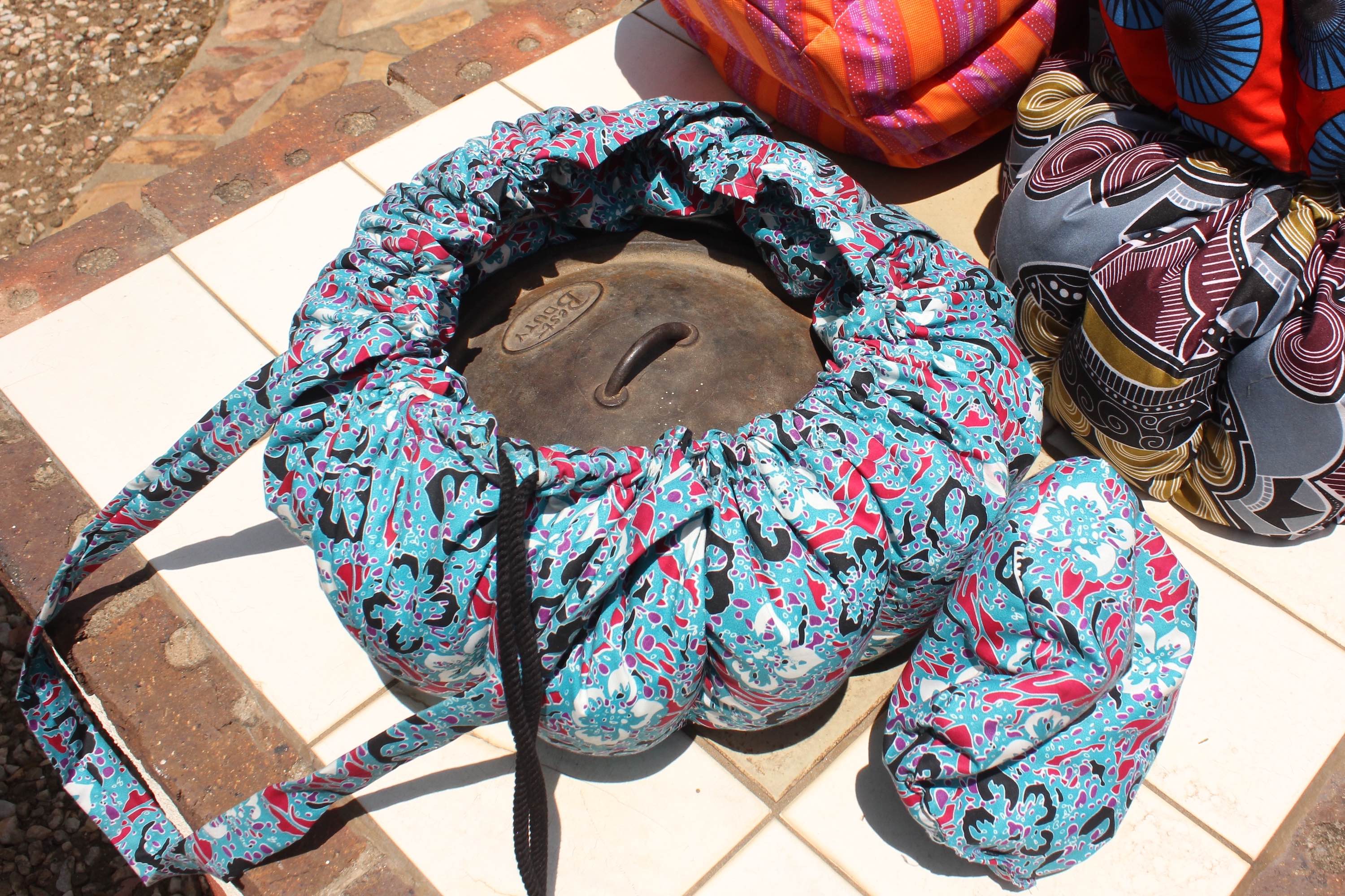 A Namibag with an iron pot inside